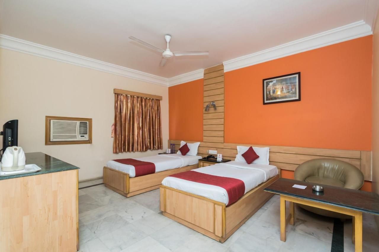 Hotel Kings Crown Vip Road Kalkuta Zewnętrze zdjęcie